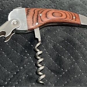 Laguiole L’eclair Corkscrew Wine Opener Waiter’s Friend in Stainless Steel, Wood